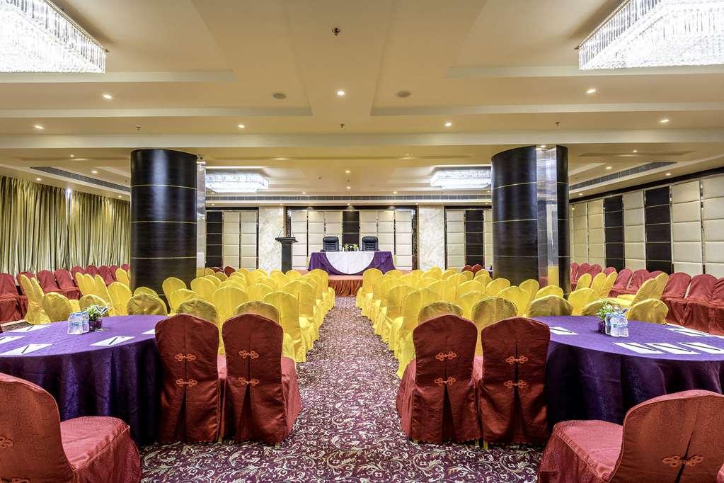 Kukas Clarion Inn Jaipur מתקנים תמונה